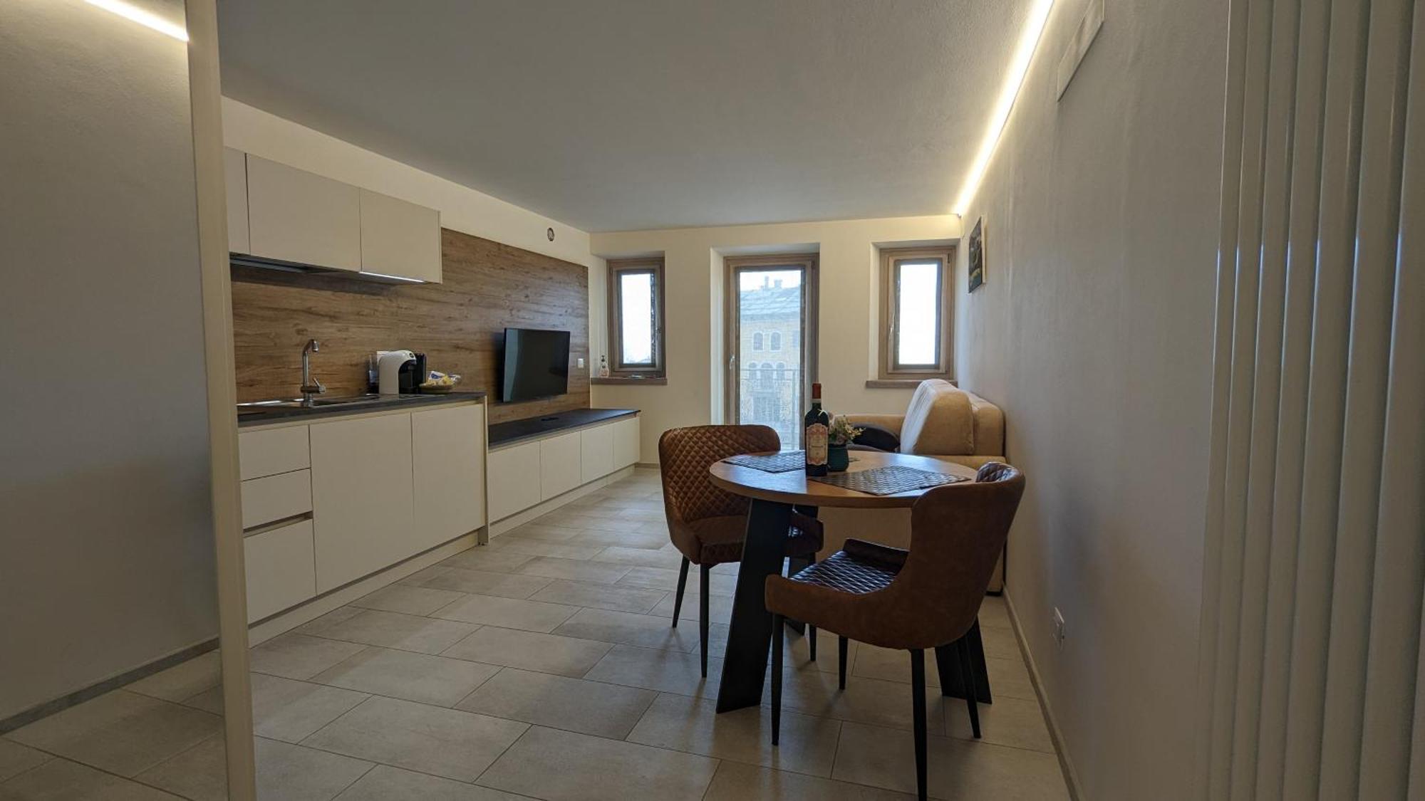 House Of Truelove/mountain Pearl/45 To Verona